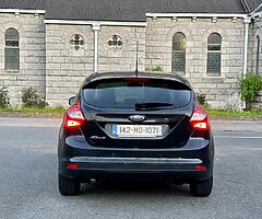 Ford Focus Navigation 1.6 diesel . Manual . Cheap tax - Image 6/10