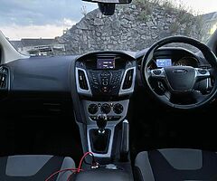 Ford Focus Navigation 1.6 diesel . Manual . Cheap tax - Image 8/10