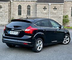 Ford Focus Navigation 1.6 diesel . Manual . Cheap tax - Image 10/10