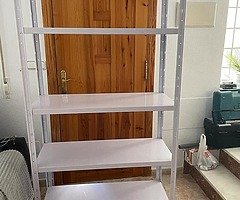Shelving unit