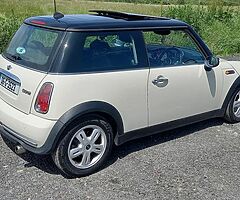 MINI COOPER   NCT 2/23    1550 EURO