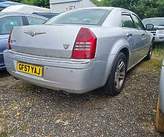2007 Chrysler C300 Diesel Auto 3.0L saloon - Image 7/8