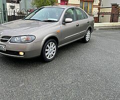 Nissan almera