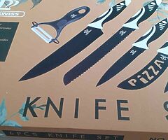 Royle swiss brand new in box 6 knife set collect from kilcock