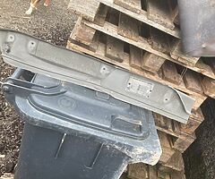 I200 plate and book.