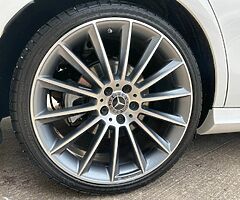 2018 Mercedes-Benz E-Class - Image 8/10