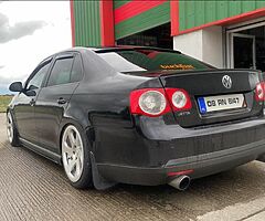 ✅ Vw jetta breaking