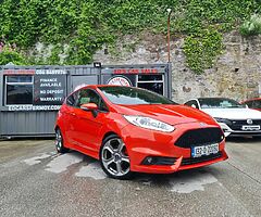 2013 Ford Fiesta ST2