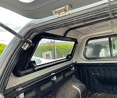 Volkswagen Amarok Rear Canopy - Image 4/6
