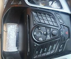 Ford Focus 2015 Radio - Image 4/4
