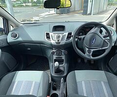 2010 Ford Fiesta 1.4 diesel 
5 speed manual 
Only 130000 miles
2 keys
2 owners ... - Image 7/10