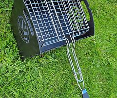 BMW VW VOLVO FOLDING GRILL  - Image 3/7