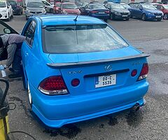 LEXUS IS200 - Image 5/8