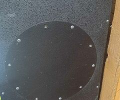 subwoofer with amplifier Tannoy