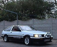 • wanted twincam•