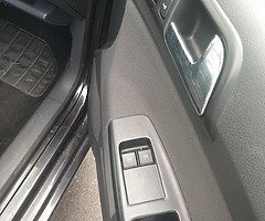Volkswagen polo sport Year 2007 1.2 petrol 12V 106.000 miles Electric windows Electric mirrors - Image 4/10