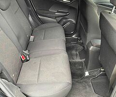 Honda Fit 2015 - Image 7/9