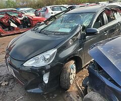 **BREAKING ONLY**2016 TOYOTA AQUA 1.5L Hybrid**BREAKING ONLY**