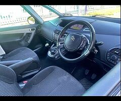 Citroen c4 picasso 1.6 hdi tax 8/22 nct 4/22 - Image 8/10
