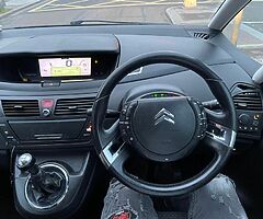 Citroen c4 picasso 1.6 hdi tax 8/22 nct 4/22 - Image 9/10