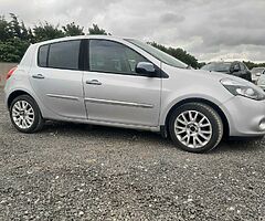 Renault clio high spec nct