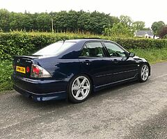 2005 Lexus IS 200