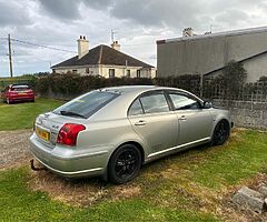2005 Toyota Avensis