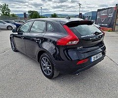 2013 Volvo V40 2.0 diesel - Image 4/9
