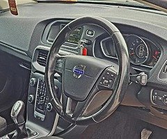 2013 Volvo V40 2.0 diesel - Image 5/9