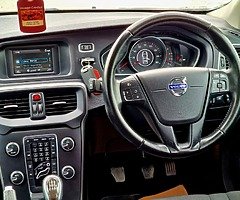2013 Volvo V40 2.0 diesel - Image 6/9