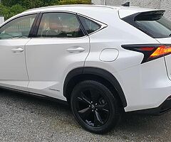 2017 LEXUS NX 300H SPORT. HYBRID AUTOMATIC 2.5 - Image 4/10