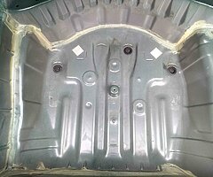 2001 Lexus IS 200 - Image 10/10