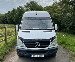 MERCEDES BENZ SPRINTER