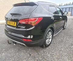 2013 Hyundai Santa Fe Premium (7 Seater) - Image 3/9