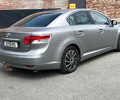 Toyota avensis 2010