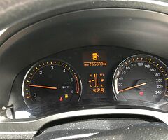 Toyota avensis 2010 - Image 5/8