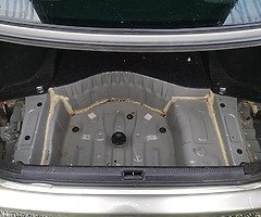 04 Lexus IS200 Sport Facelift - Image 5/10