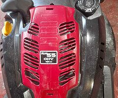 Mountfield   lawn  mower  power  drive  going  good  drive  and  easy  started  no  battery  but  ke