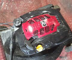 Mountfield   lawn  mower  power  drive  going  good  drive  and  easy  started  no  battery  but  ke