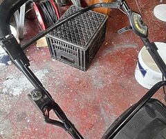 Mountfield   lawn  mower  power  drive  going  good  drive  and  easy  started  no  battery  but  ke - Image 4/4