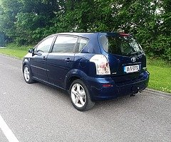 2005 Toyota VERSO DIESEL 2.0L D4D - MANUAL GEARBOX 5 Speed.- 7 Seats. - Image 3/8