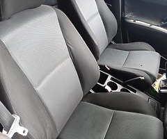 2005 Toyota VERSO DIESEL 2.0L D4D - MANUAL GEARBOX 5 Speed.- 7 Seats. - Image 6/8