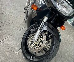 2001 Honda CBR - Image 4/10