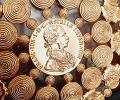 Gold 53 per gram   1650€ neclec 33gram