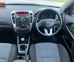 2012 KIA CEED 1.6 DIESEL ESTATE NEW NCT TEST 6/24 6 SPEED MANUAL SPOTLESS - Image 8/10