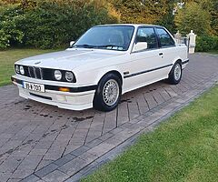 1989 BMW E30 - Image 4/4