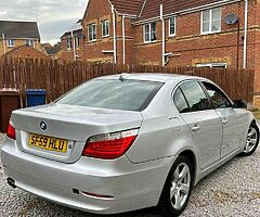 2009 BMW Series 5