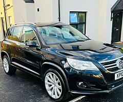 2010 Volkswagen Tiguan - Image 4/10