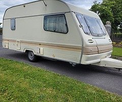 Avondale 4 Berth Touring Caravan - Image 9/10