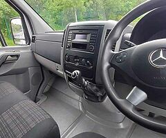 2017 Mercedes-Benz Sprinter - Image 6/9